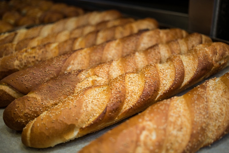 O Verdadeiro Origens do Croissant e Baguette